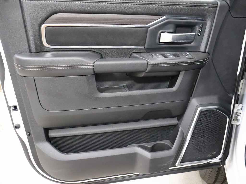 new 2025 Ram 2500 car, priced at $76,485