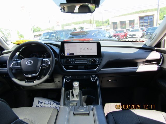 used 2025 Toyota Grand Highlander Hybrid car, priced at $52,999