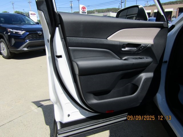 used 2025 Toyota Grand Highlander Hybrid car, priced at $52,999