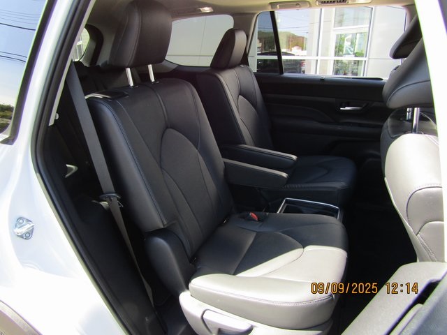 used 2025 Toyota Grand Highlander Hybrid car, priced at $52,999