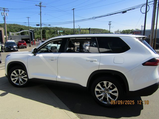 used 2025 Toyota Grand Highlander Hybrid car, priced at $52,999
