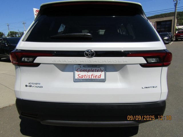 used 2025 Toyota Grand Highlander Hybrid car, priced at $52,999