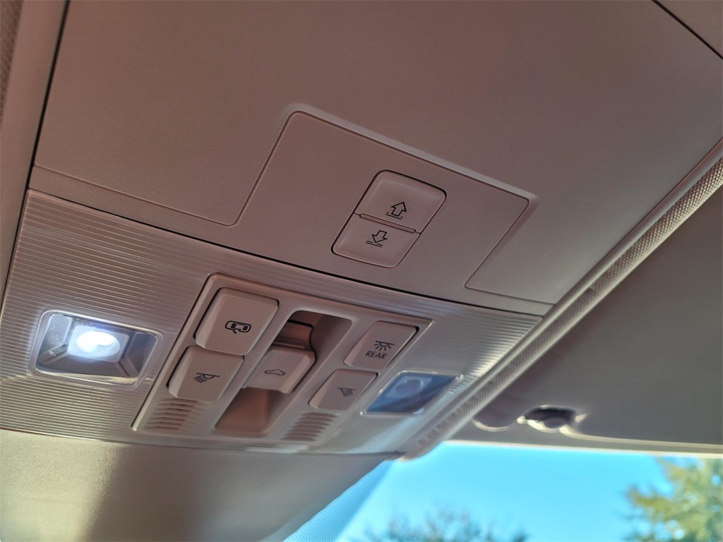 used 2021 Volkswagen Atlas car, priced at $24,805