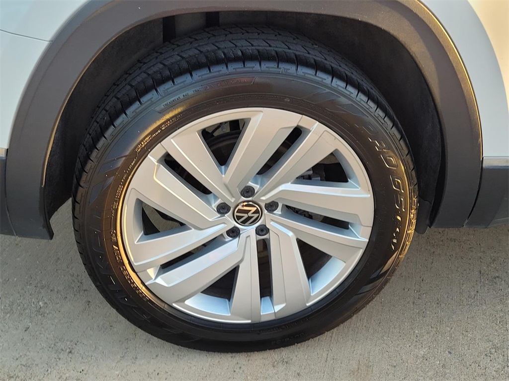 used 2021 Volkswagen Atlas car, priced at $24,805