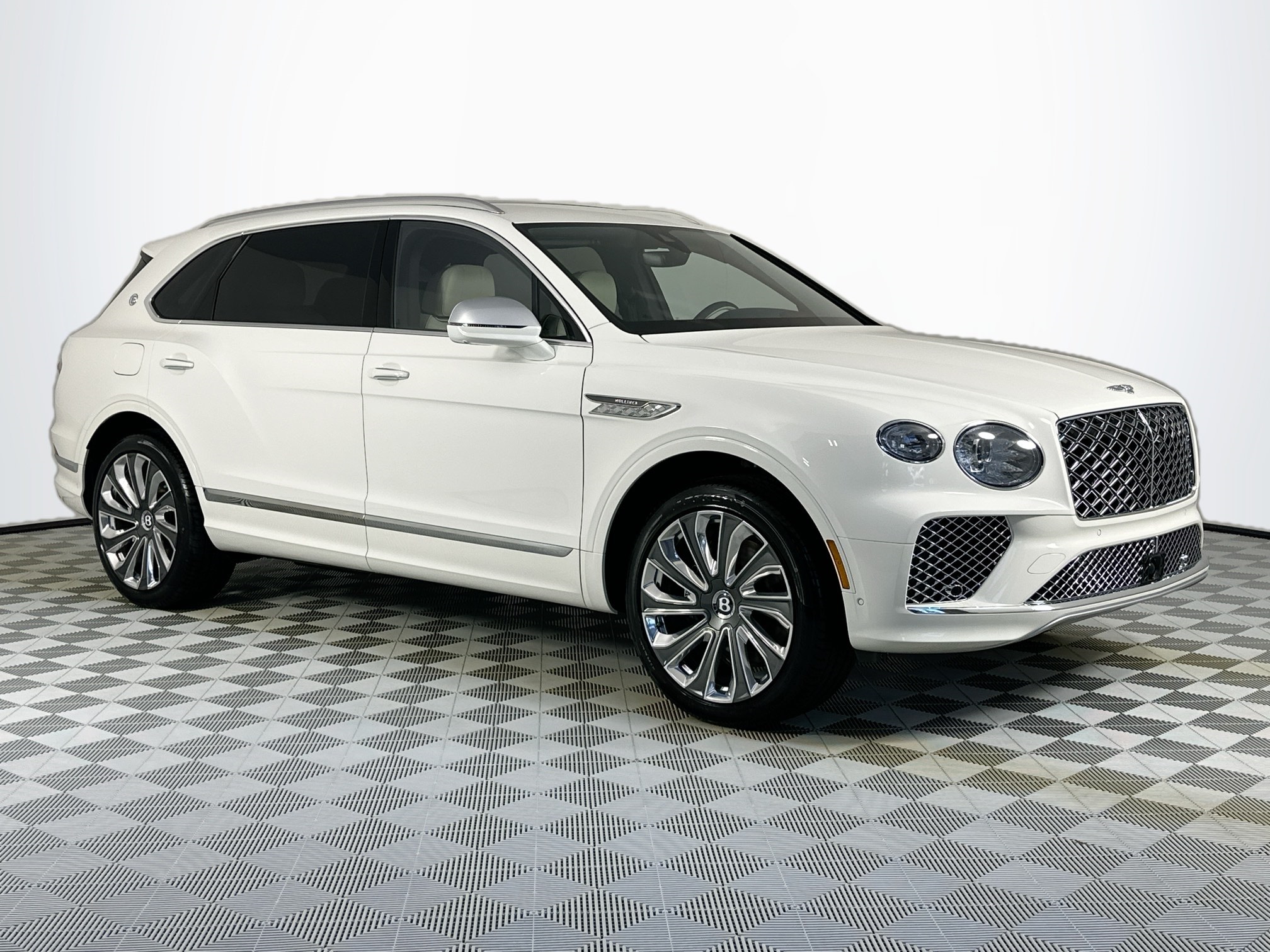 new 2025 Bentley Bentayga EWB car
