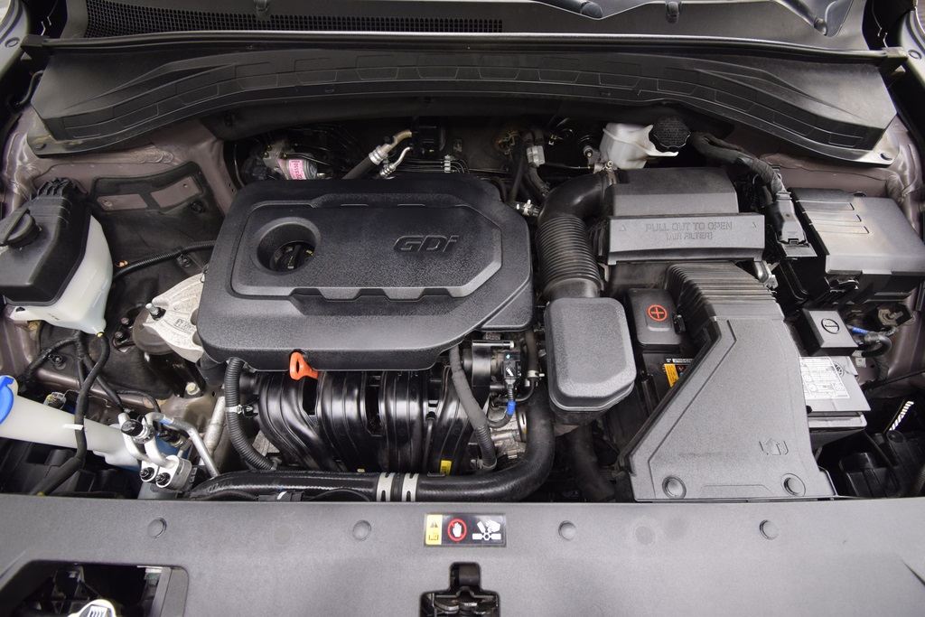 used 2020 Hyundai Santa Fe car, priced at $18,500