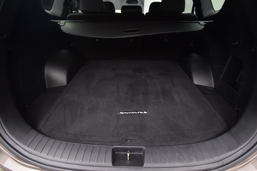 used 2020 Hyundai Santa Fe car, priced at $18,500