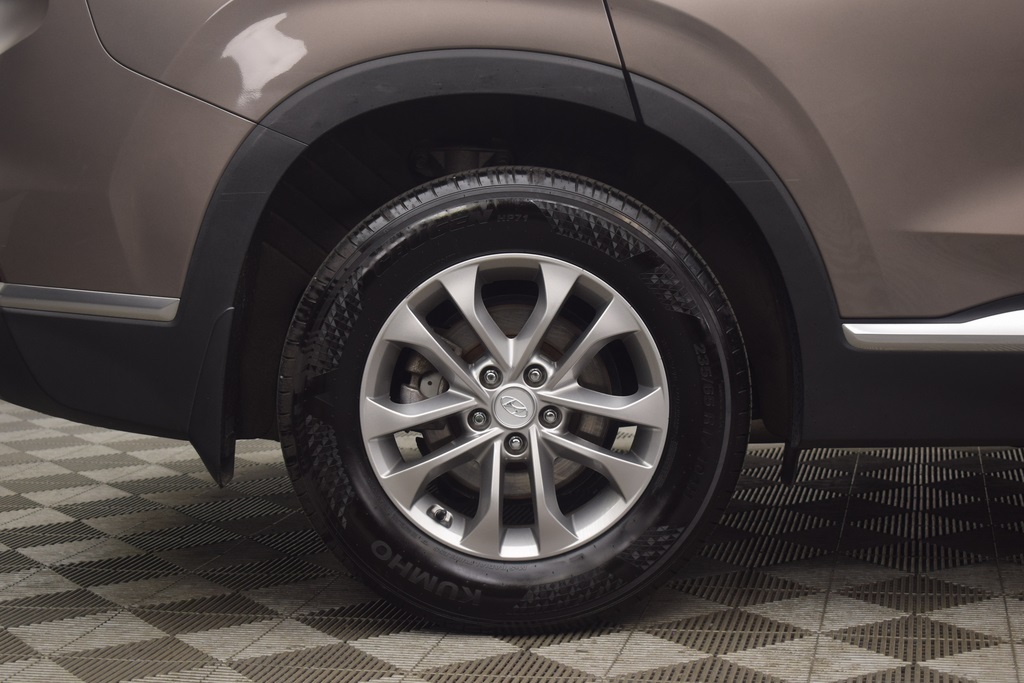 used 2020 Hyundai Santa Fe car, priced at $18,500