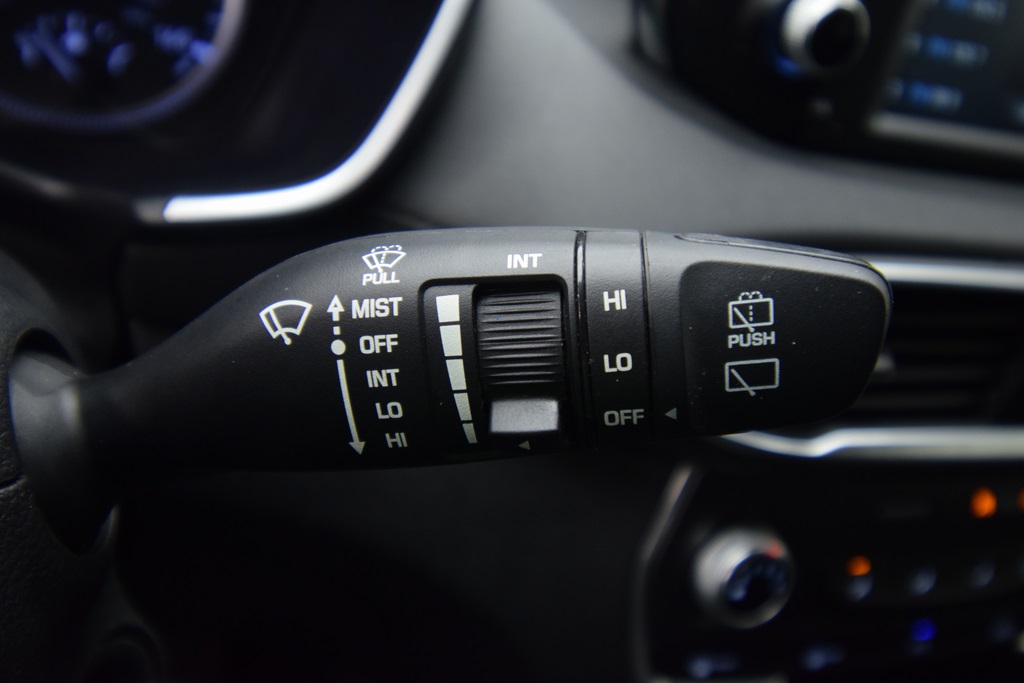used 2020 Hyundai Santa Fe car, priced at $18,500