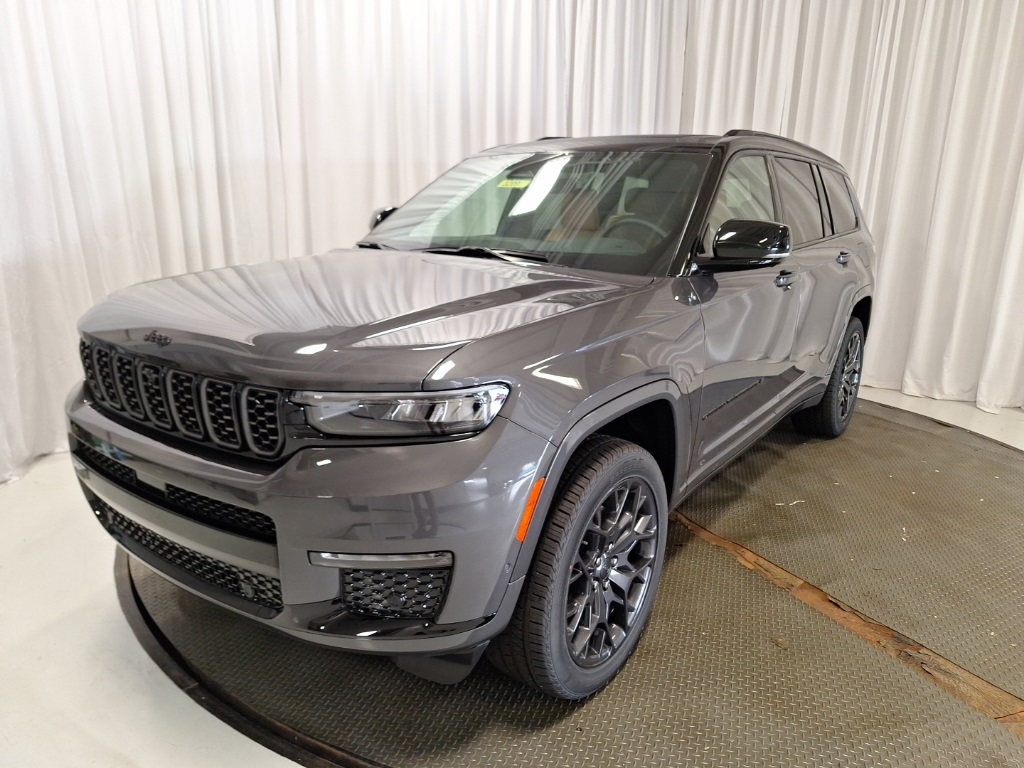 new 2025 Jeep Grand Cherokee L car, priced at $63,175