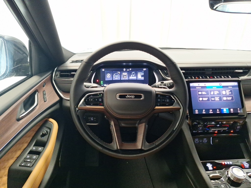 new 2025 Jeep Grand Cherokee L car, priced at $63,175