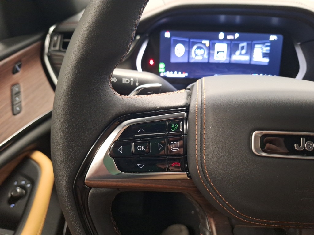 new 2025 Jeep Grand Cherokee L car, priced at $63,175