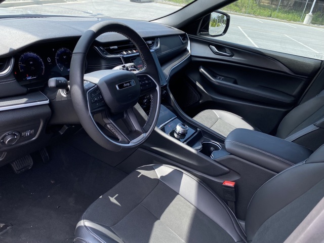 new 2025 Jeep Grand Cherokee car, priced at $36,444