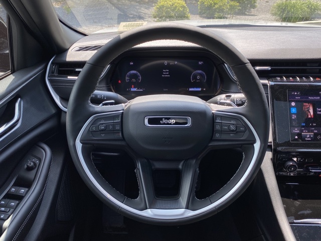new 2025 Jeep Grand Cherokee car, priced at $36,444