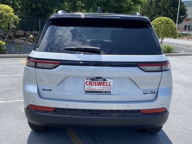 new 2025 Jeep Grand Cherokee car, priced at $36,444