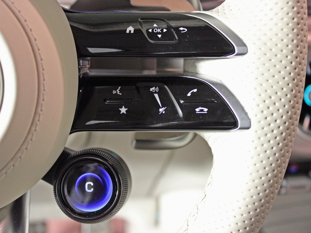 used 2025 Mercedes-Benz G-Class car, priced at $225,850