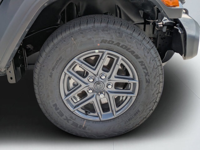 used 2024 Jeep Gladiator car, priced at $32,518