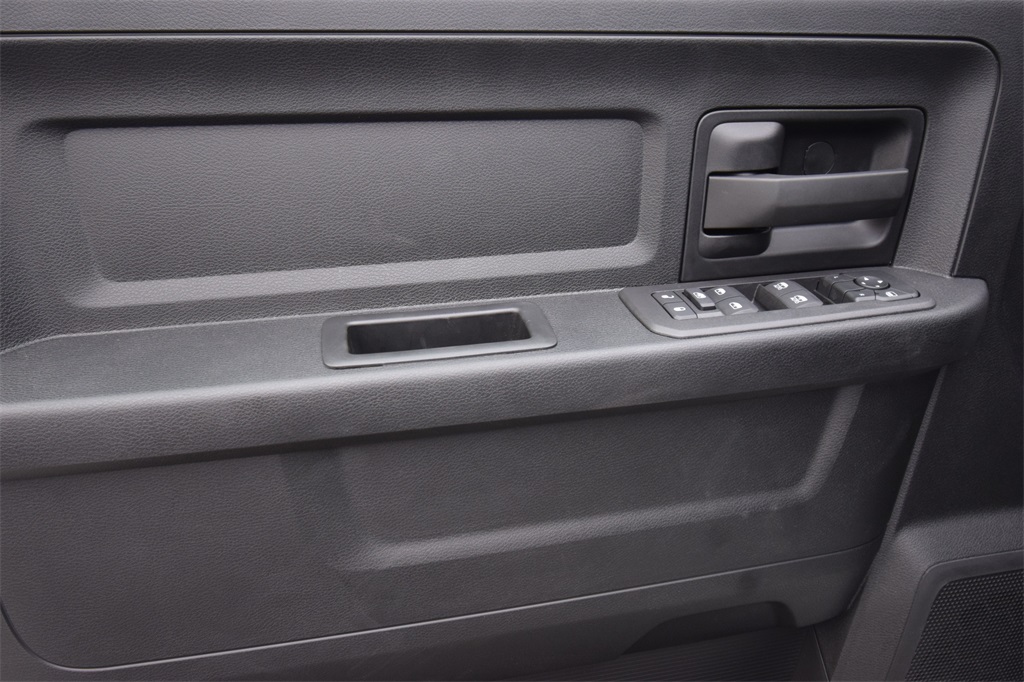 new 2025 Ram 3500 car, priced at $64,293