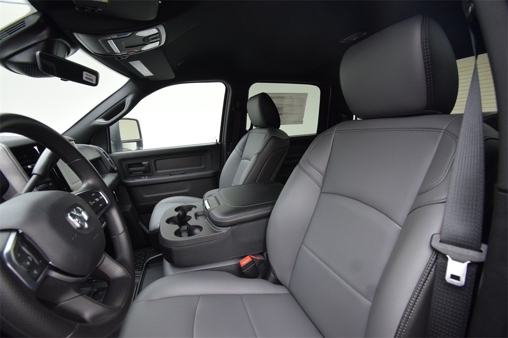 new 2025 Ram 3500 car, priced at $64,293