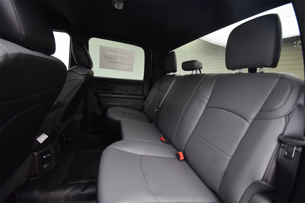 new 2025 Ram 3500 car, priced at $64,293