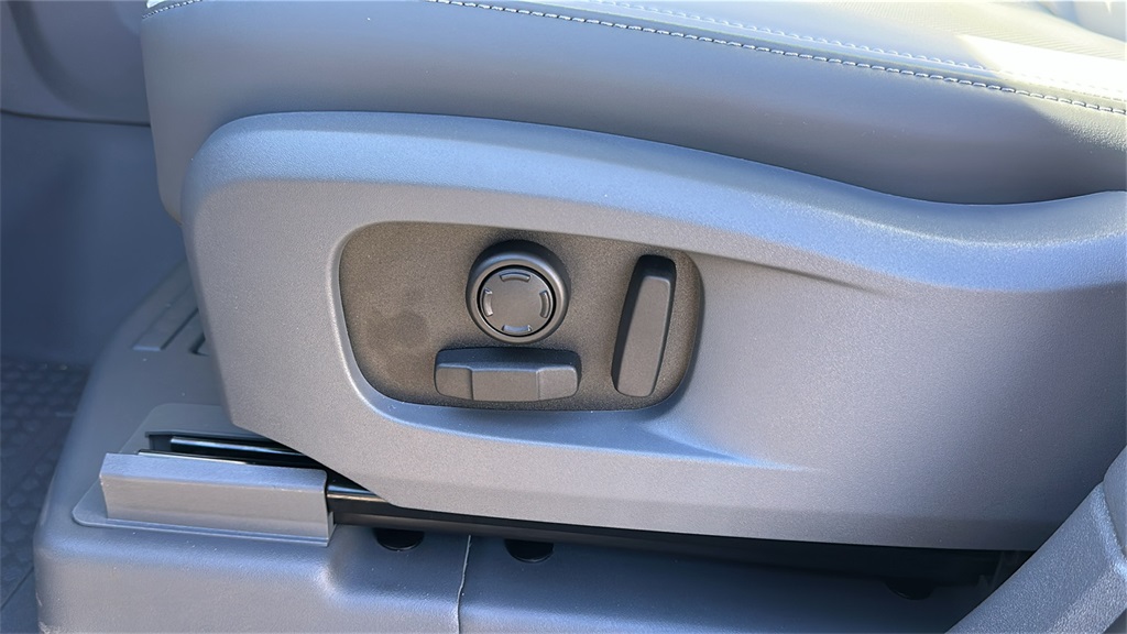 new 2026 Land Rover Defender 110 car, priced at $76,400