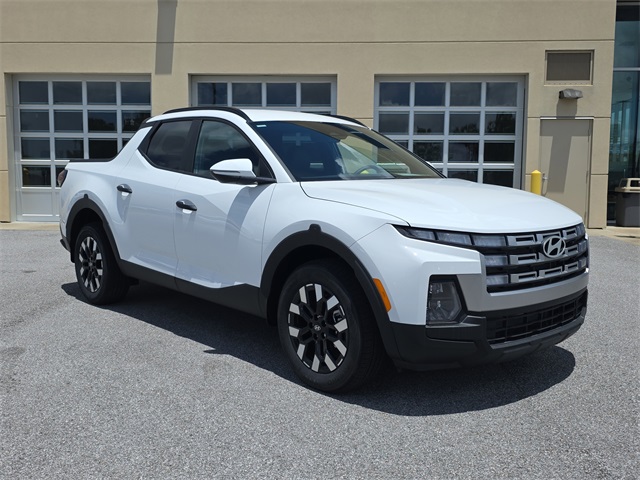 new 2025 Hyundai Santa Cruz car, priced at $30,252
