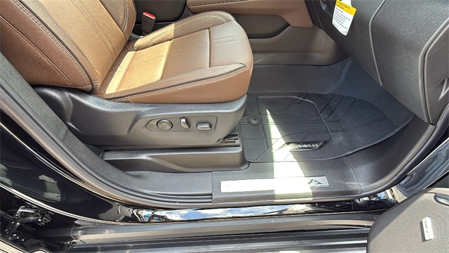 new 2025 Chevrolet Tahoe car, priced at $91,879
