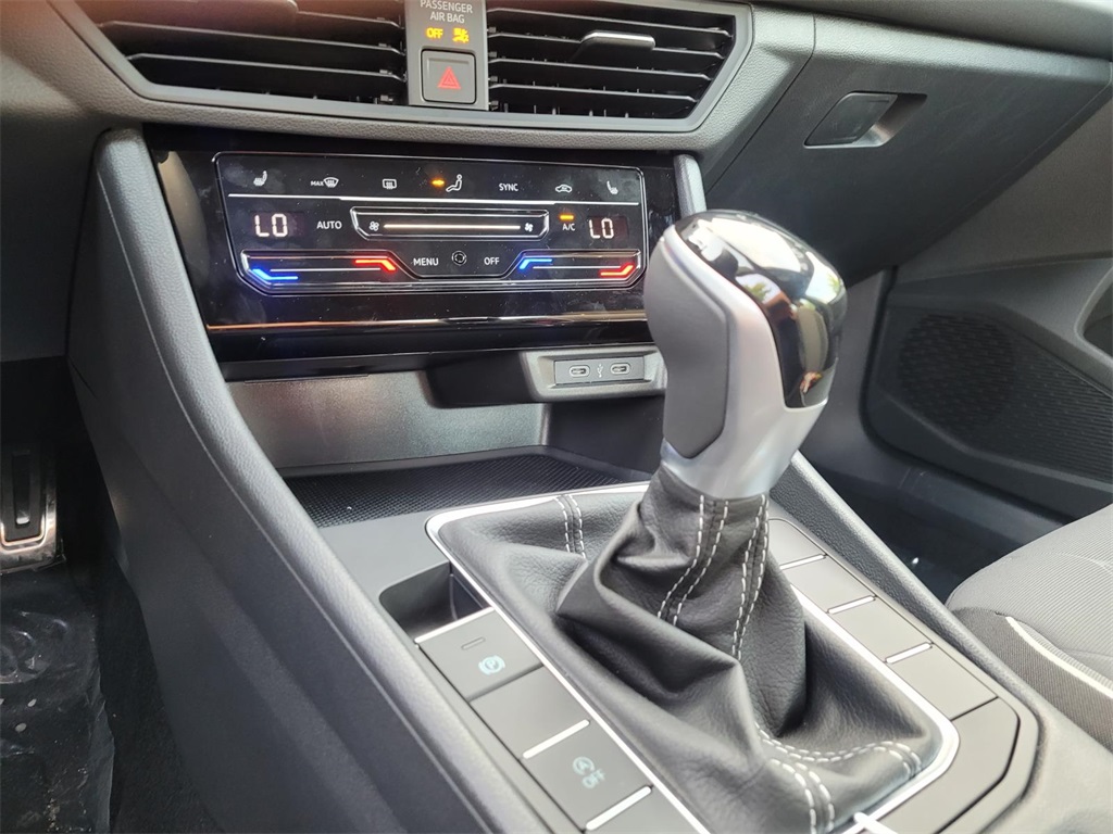 new 2025 Volkswagen Jetta car, priced at $24,524