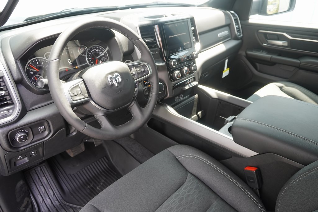 new 2025 Ram 1500 car, priced at $43,956