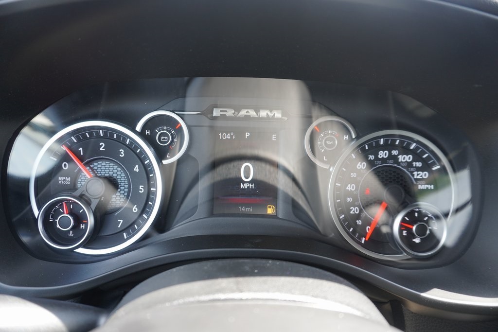 new 2025 Ram 1500 car, priced at $43,956