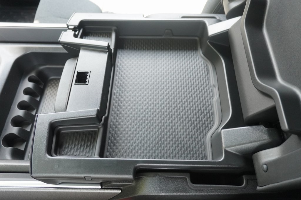 new 2025 Ram 1500 car, priced at $43,956