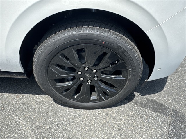 new 2025 Ford Expedition car, priced at $82,447