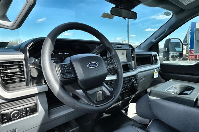 new 2025 Ford F-550SD car, priced at $76,450