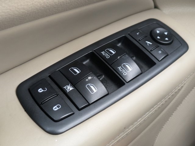 used 2019 Jeep Grand Cherokee car, priced at $20,955