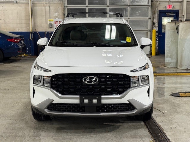 used 2023 Hyundai Santa Fe car, priced at $20,897