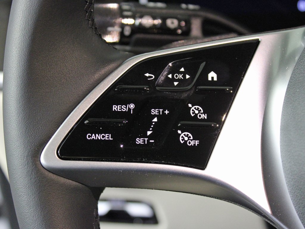 used 2025 Mercedes-Benz GLC car, priced at $46,918
