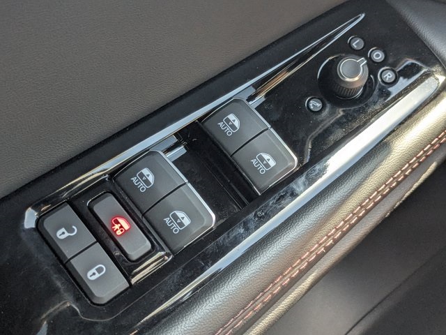 new 2025 Jeep Wagoneer S car, priced at $52,590