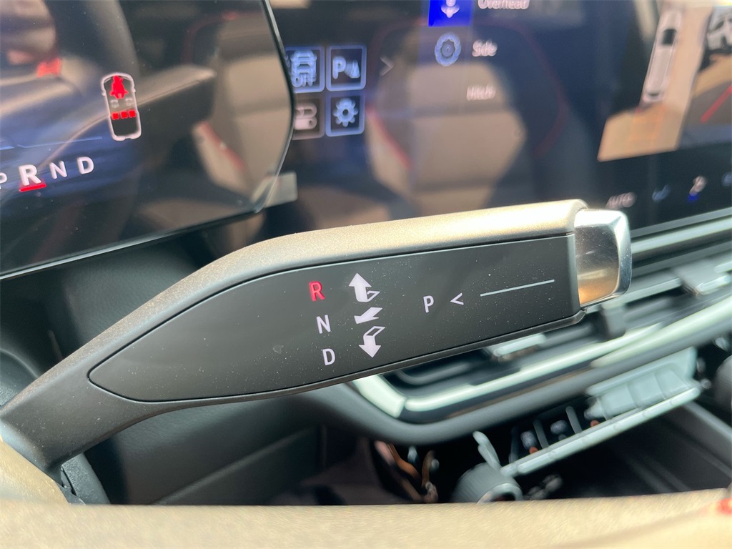 new 2025 Chevrolet Equinox EV car, priced at $40,017