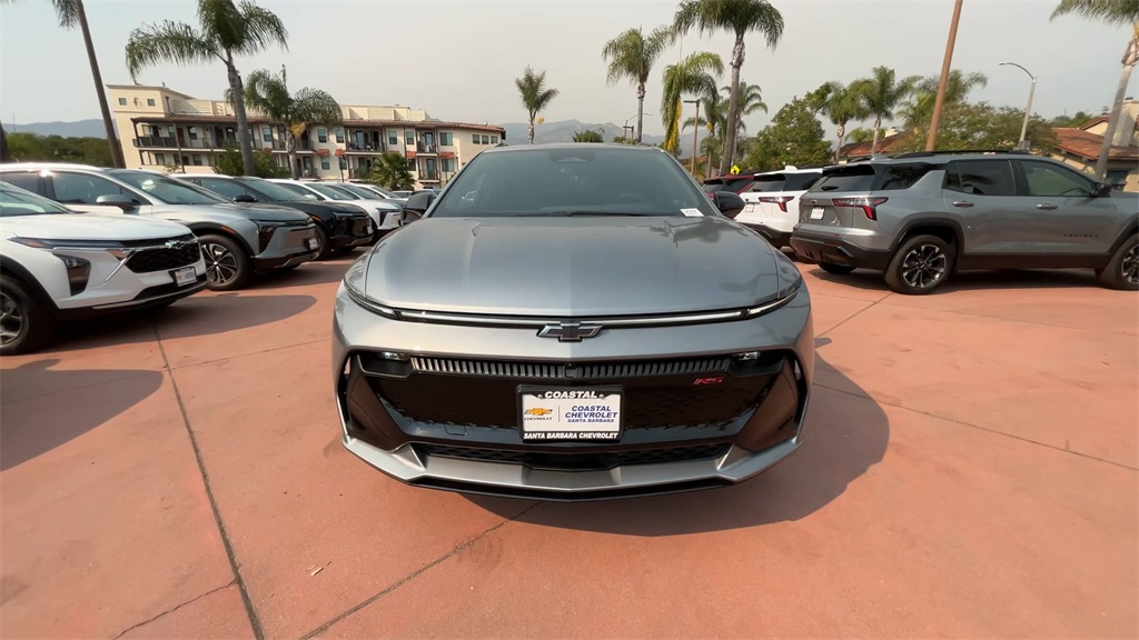 new 2025 Chevrolet Equinox EV car, priced at $40,017