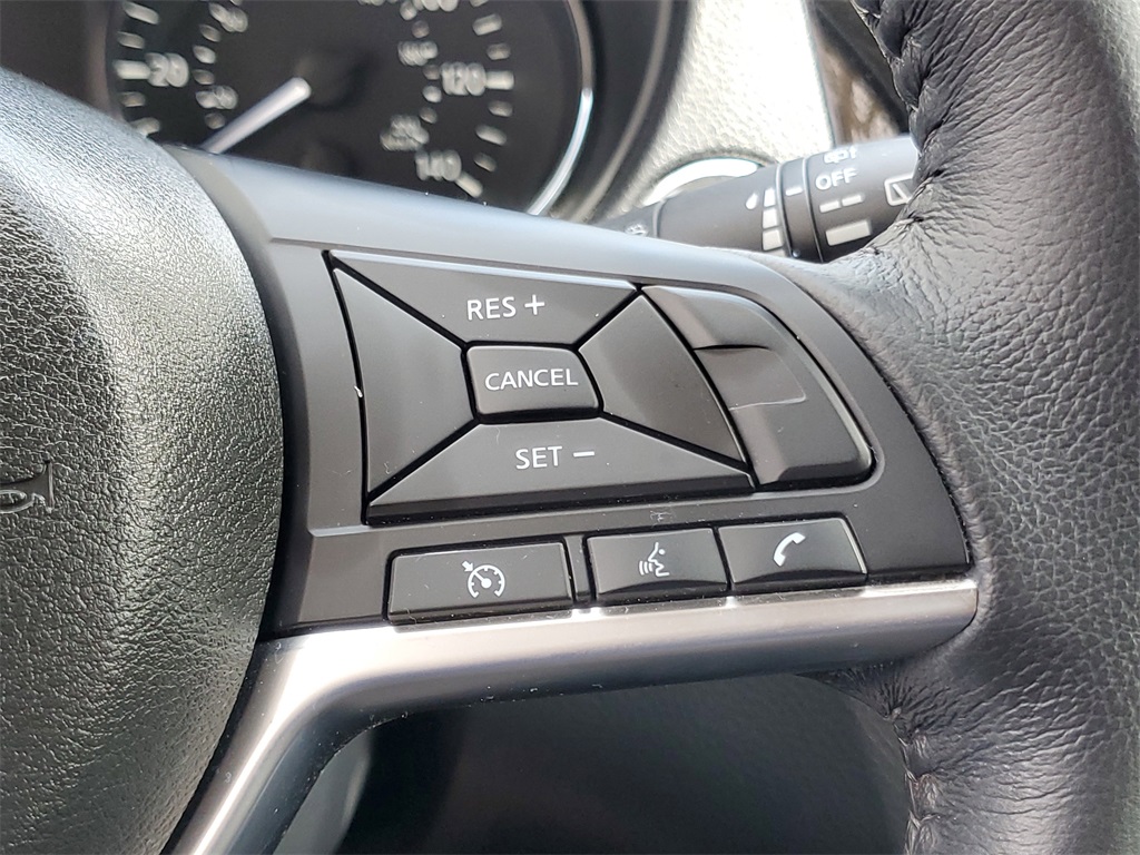 used 2018 Nissan Rogue car, priced at $13,896