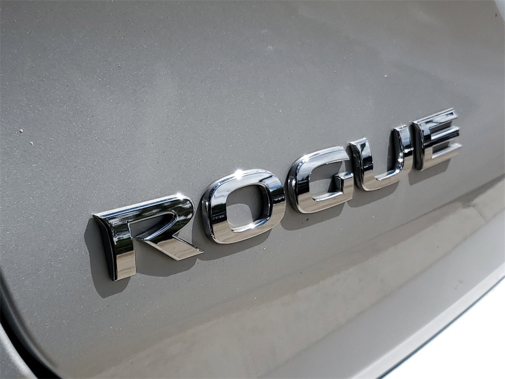 used 2018 Nissan Rogue car, priced at $13,896