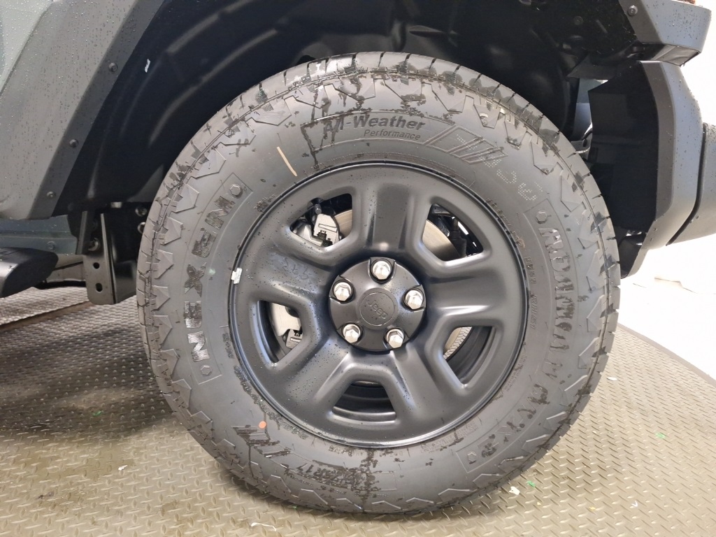 new 2025 Jeep Wrangler car, priced at $31,999