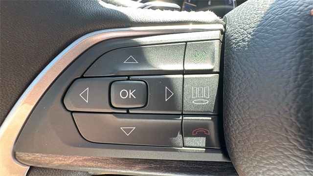 new 2025 Jeep Grand Cherokee L car, priced at $50,014