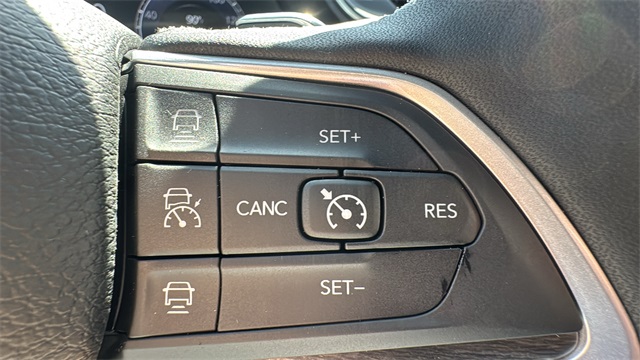 new 2025 Jeep Grand Cherokee L car, priced at $50,014
