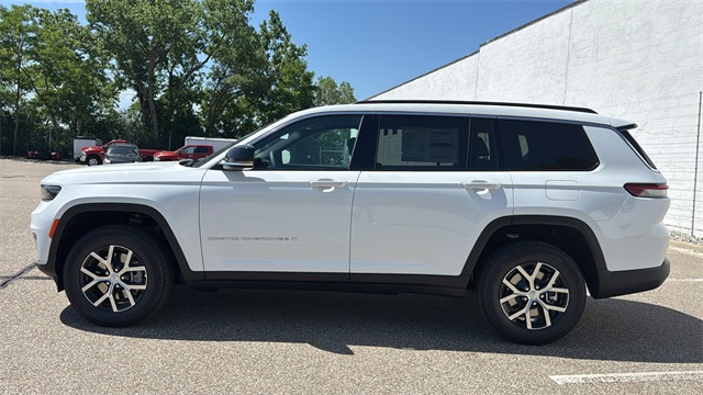 new 2025 Jeep Grand Cherokee L car, priced at $50,014