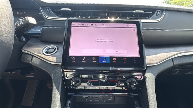 new 2025 Jeep Grand Cherokee L car, priced at $50,014