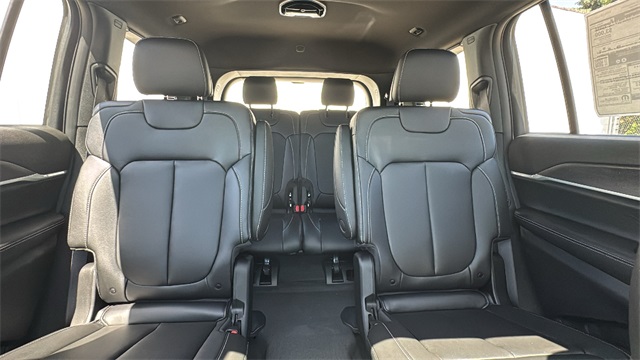 new 2025 Jeep Grand Cherokee L car, priced at $50,014