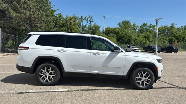new 2025 Jeep Grand Cherokee L car, priced at $50,014