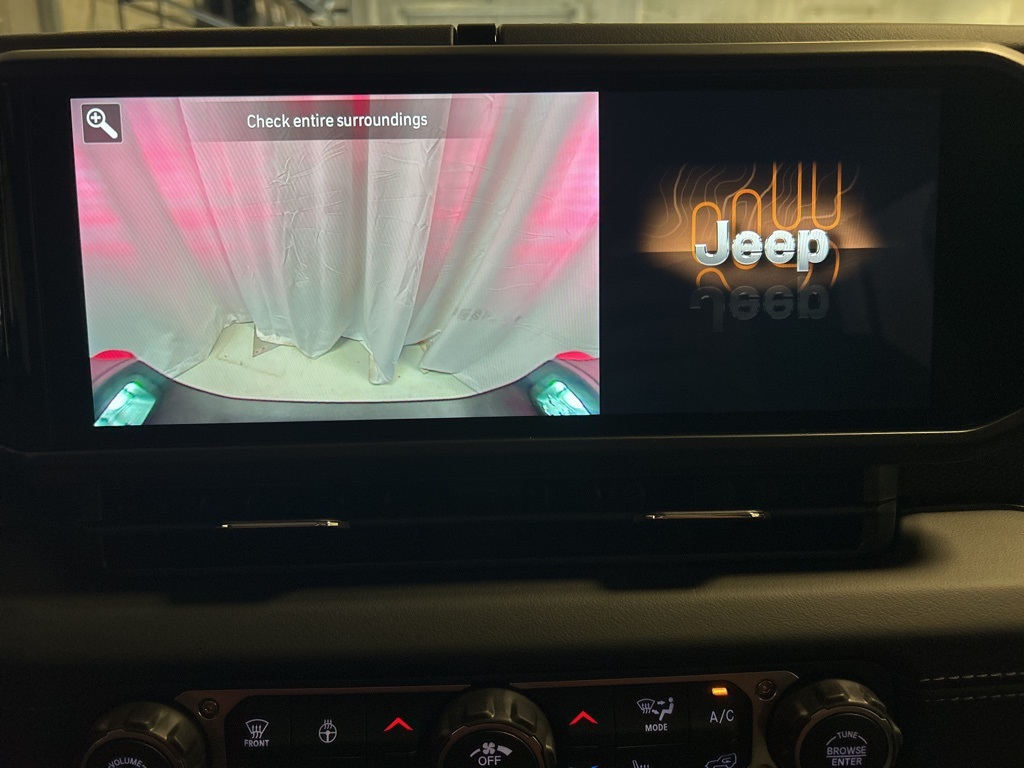 new 2025 Jeep Gladiator car, priced at $51,875