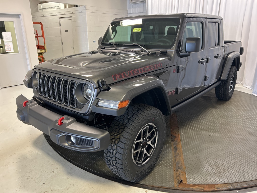 new 2025 Jeep Gladiator car, priced at $51,875